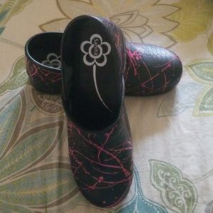 Nursing Clogs by Sanita